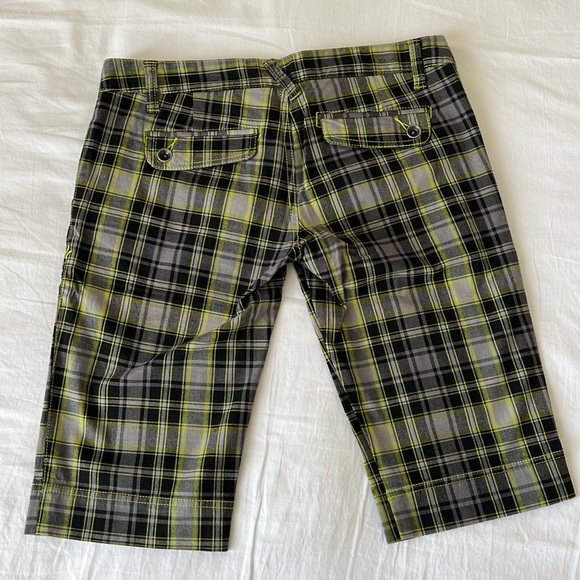 Set of 3 Plaid Bermuda Knee Length Shorts - Picture 3 of 9